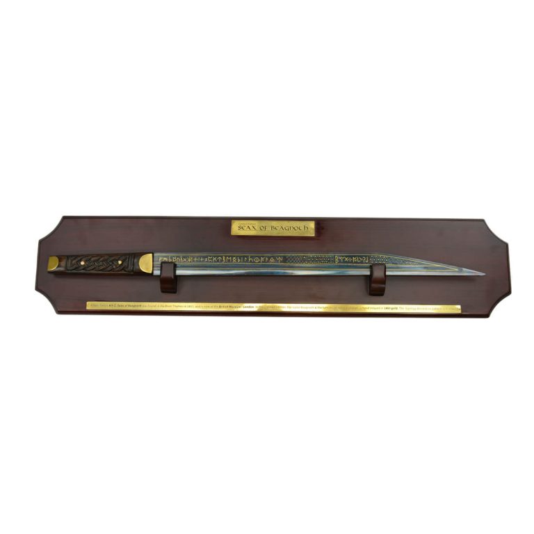 Deluxe Gold-Inlay Seax of Beagnoth with Wooden Wall Mount and Leather Scabbard