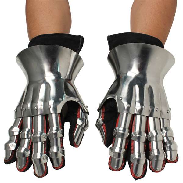 Functional Hourglass Gauntlets Set