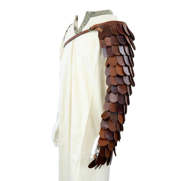 Gladiator Scaled Arm Guard (Leather)