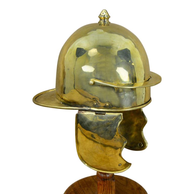 Montefortino Helm