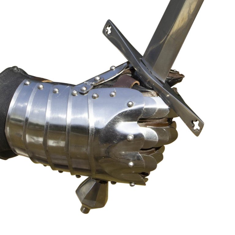 Avenger Scale Gauntlets