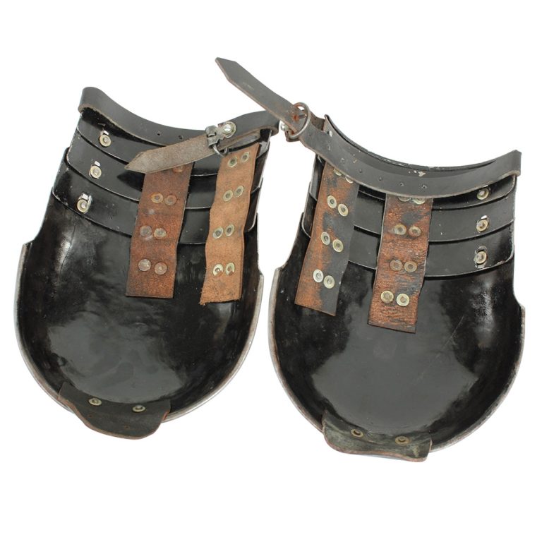 Cavalier Pauldrons