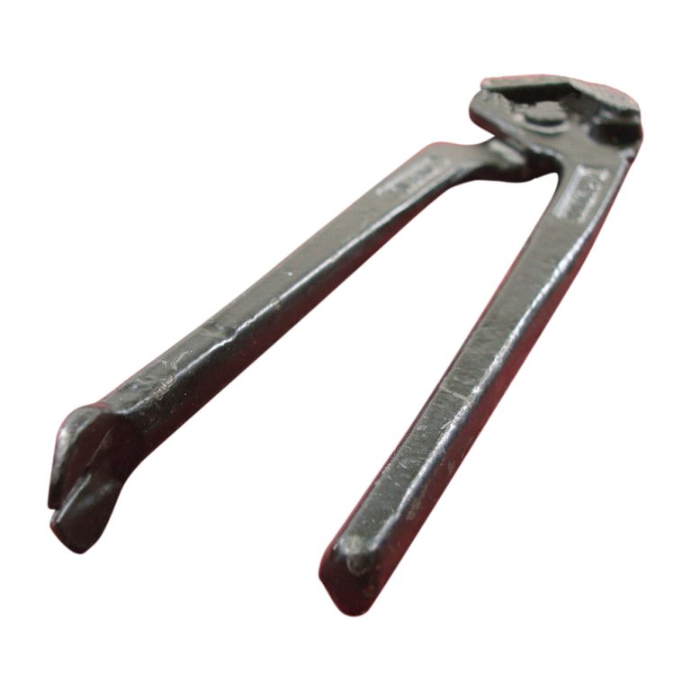 Chainmail Wedge Riveting Tool