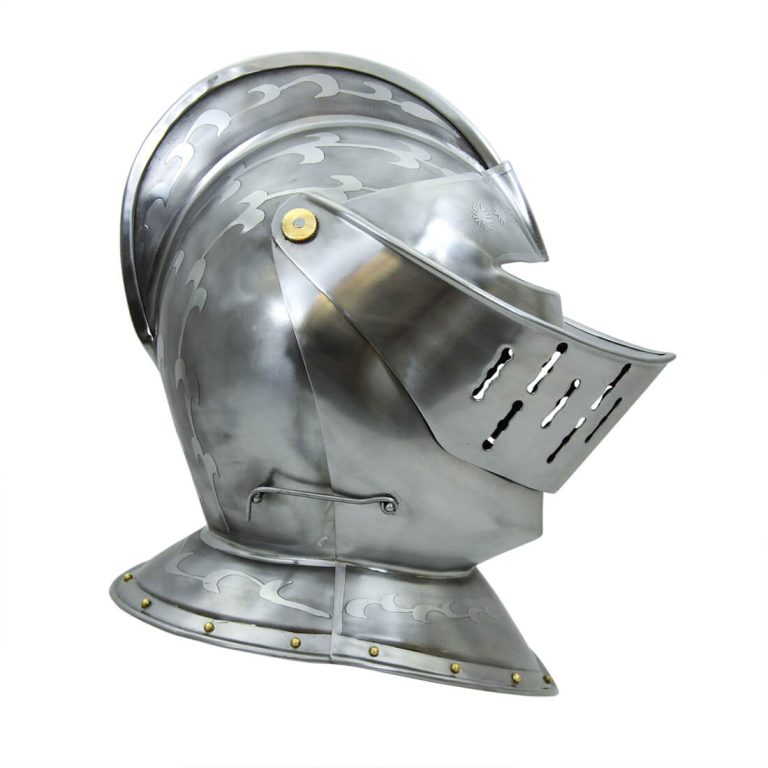 European Closed Helmet Engraved