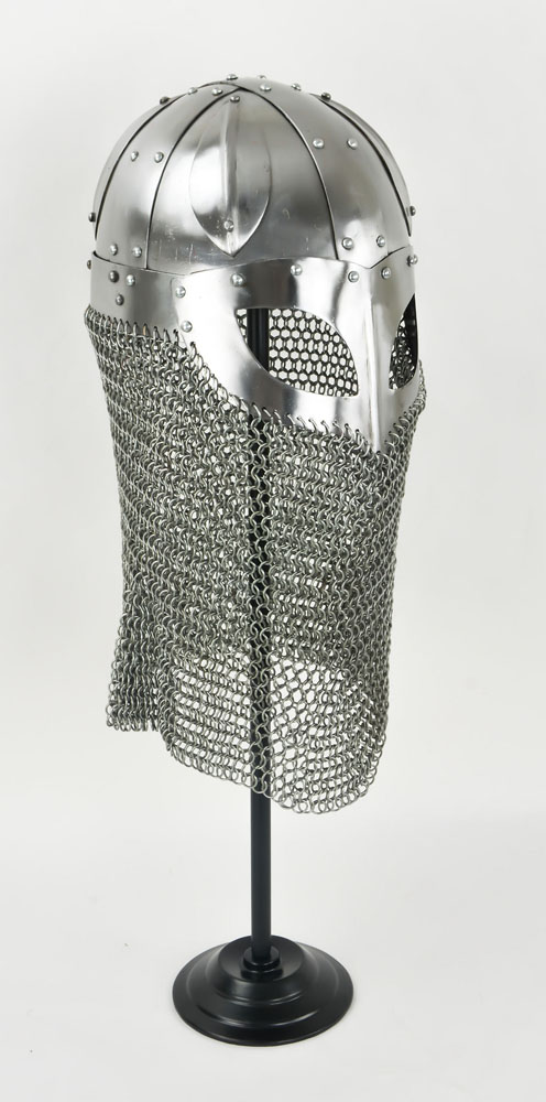 Iron Helmet Stand  25 Tall