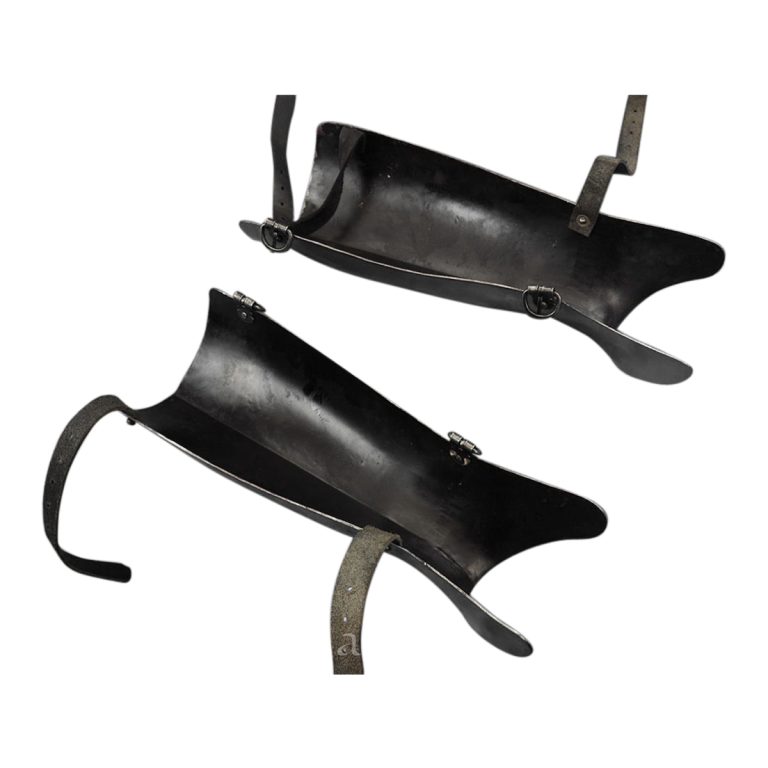 Italian Greaves