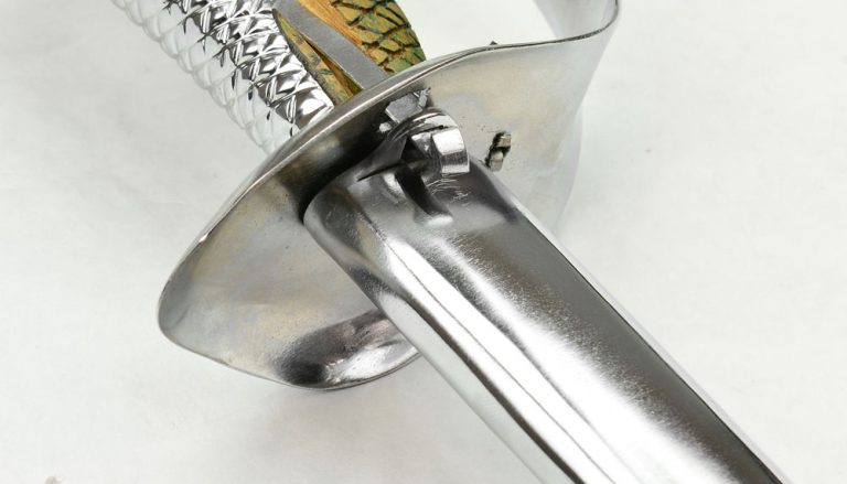 Japanese Type 32 Cavalry Saber