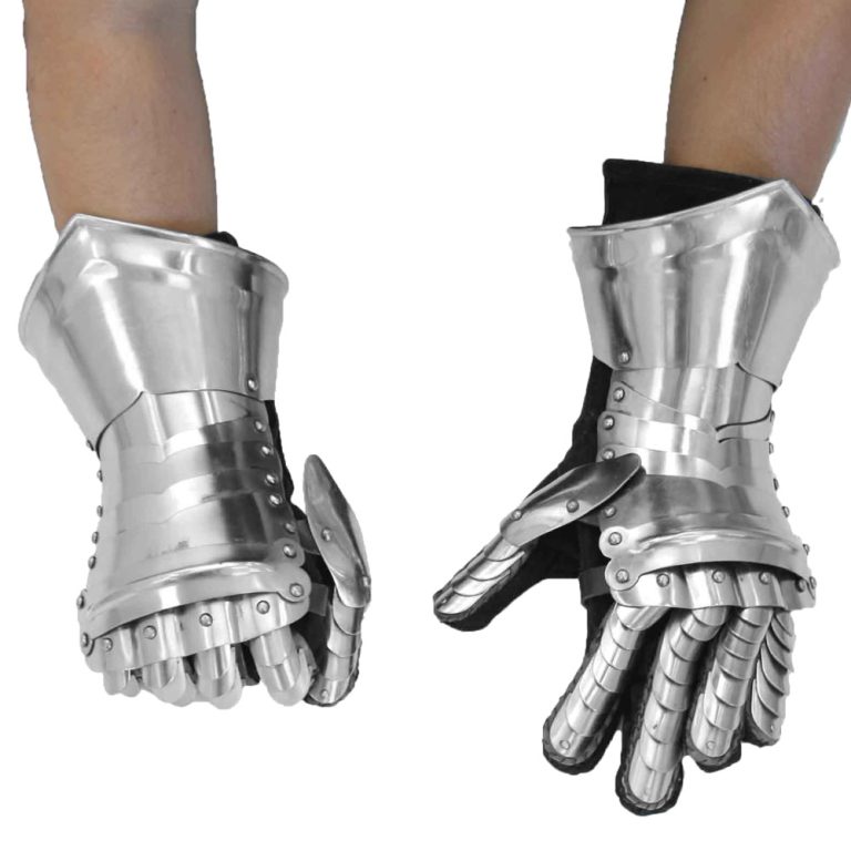 Medieval Knight Gothic Style Gauntlets