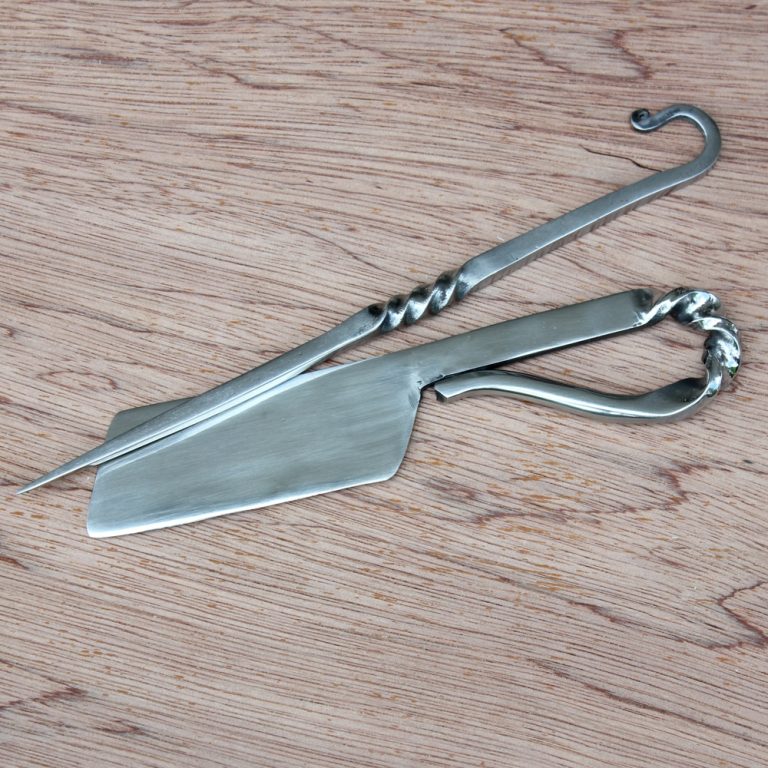 Medieval Stainless Twisted Cheese Knife