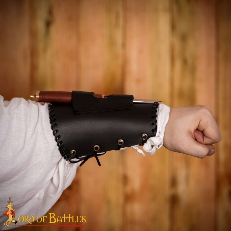 Rogues Leather Bracer with Hidden Wrist Knife Slot - Single Bracer