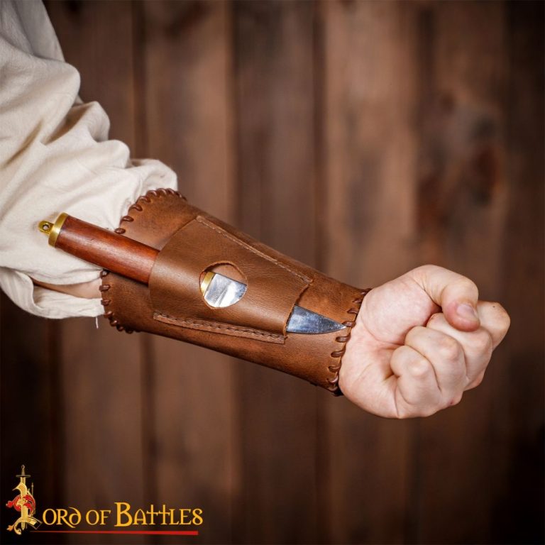 Rogues Leather Bracer with Hidden Wrist Knife Slot - Single Bracer