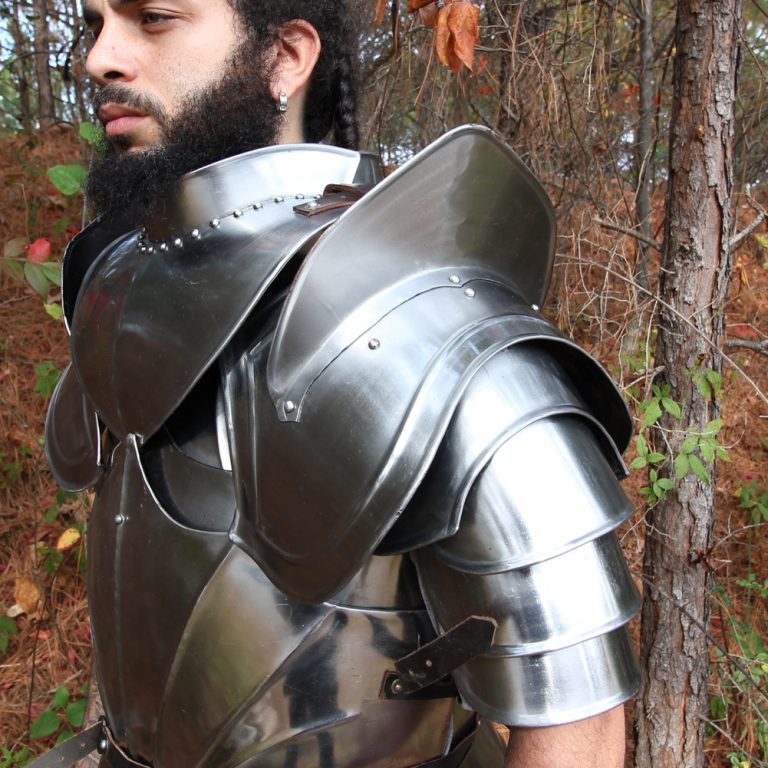 Royal Adversary 18g Pauldron with Swordbreaker Set