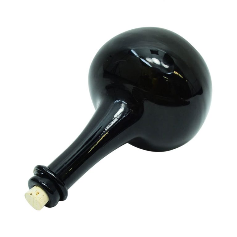 Tavern Wine Bottle with Stopper