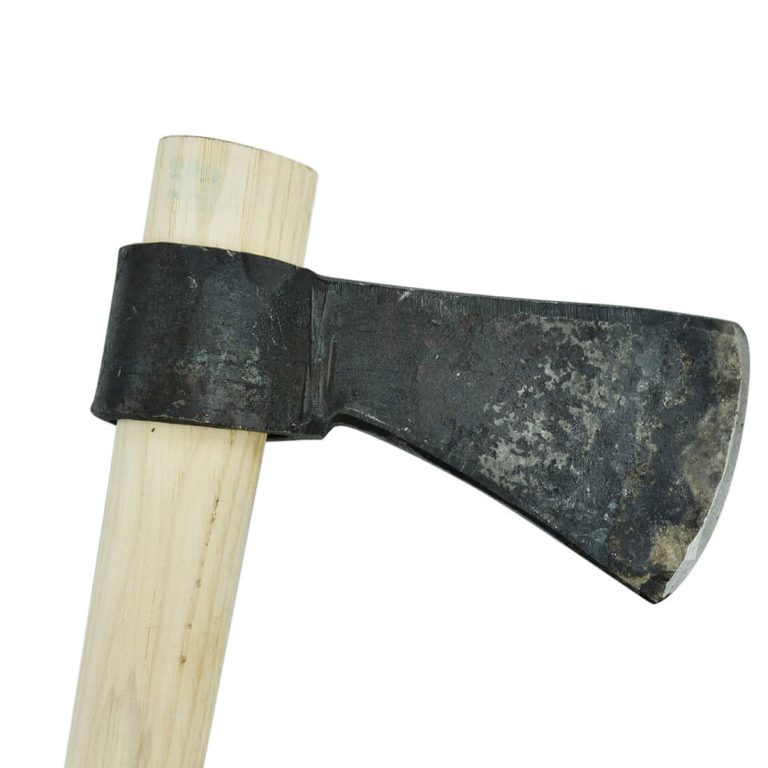 Throwing Tomahawk