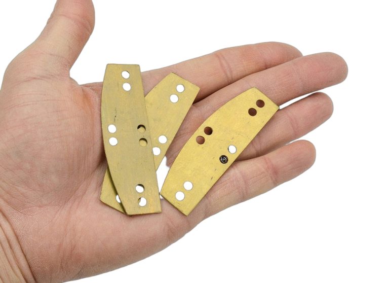 Loose Brass Lamellar Plates - 20 Gauge - Pack of 20