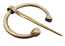 Patterned Antiqued Steel Fibula