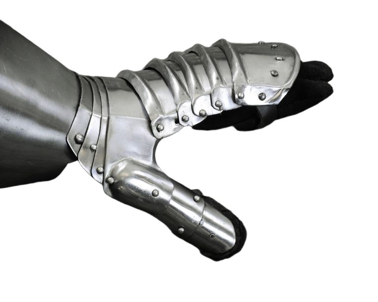 Maximilian Gauntlets