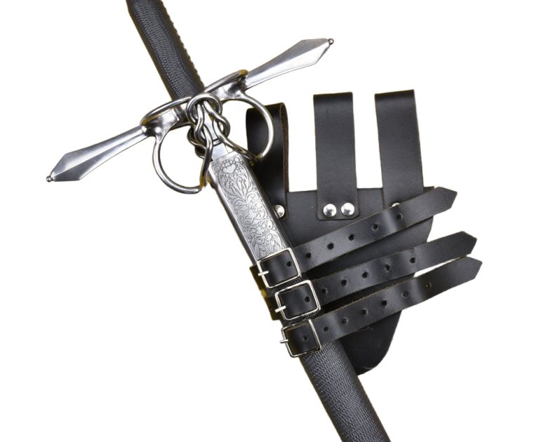 Three-Buckled Angled Sword Frog  Black