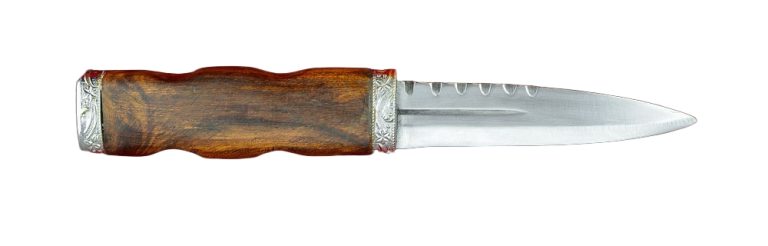 Wood Handled Sgian Dubh