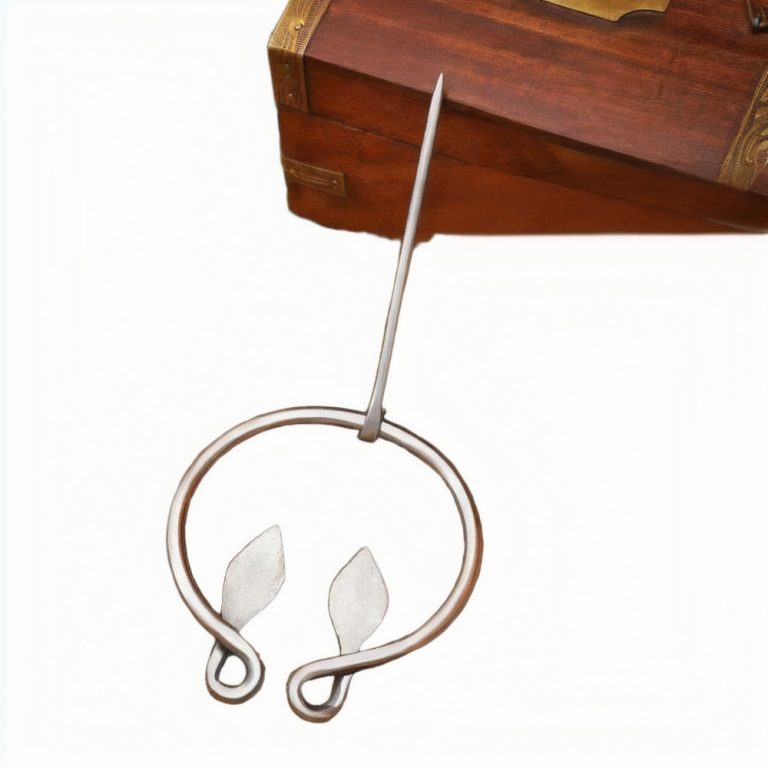 Celtic Leaf Brooch in Stainless Steel