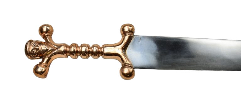 Celtic Bronze-Hilt Dagger