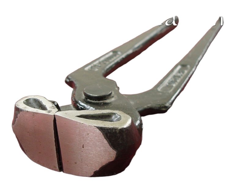 Chainmail Wedge Riveting Tool