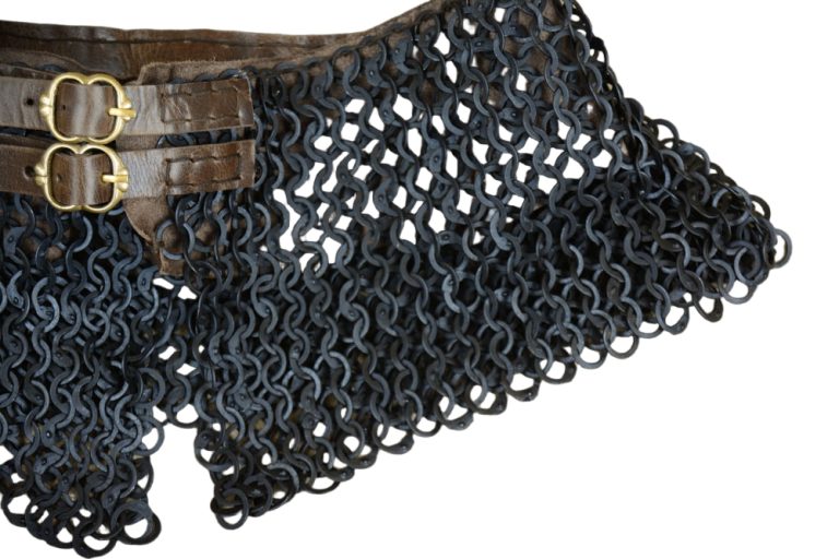 Chainmail Standard / Bishop's Mantle - Darkened Alternating Mild Steel Wedge Riveted Flat Rings and Solid Flat Rings