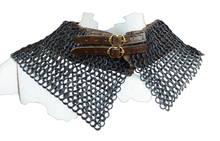 Chainmail Standard / Bishop's Mantle - Darkened Alternating Mild Steel Wedge Riveted Flat Rings and Solid Flat Rings