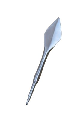 This arrowhead is crafted from high carbon steel and is unsharpened.