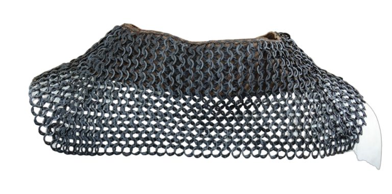 Chainmail Standard / Bishop's Mantle - Darkened Alternating Mild Steel Wedge Riveted Flat Rings and Solid Flat Rings