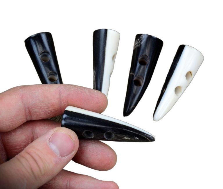 Two- Color Horn Toggles - Set of 5