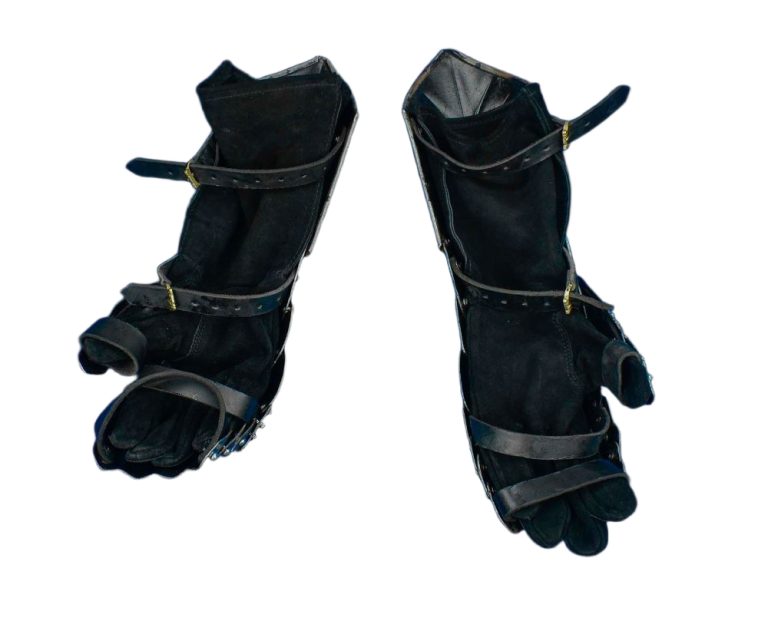 Gothic Clamshell Gauntlets  16 Gauge Steel