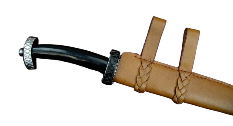 Horn Grip Seax
