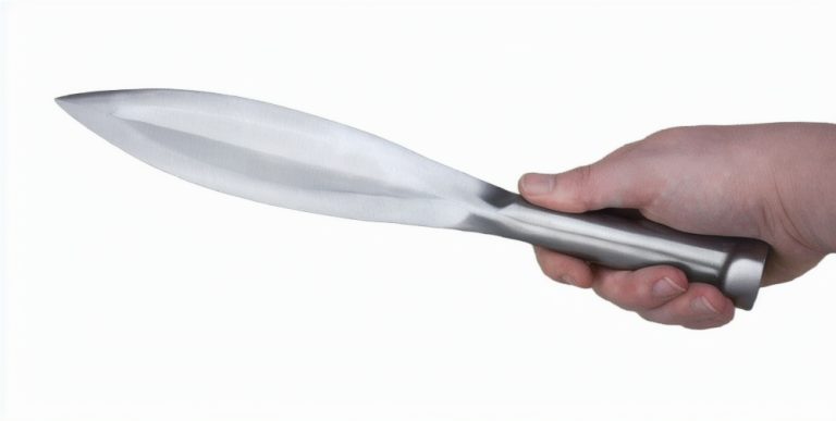 Leaf Shape Spearhead