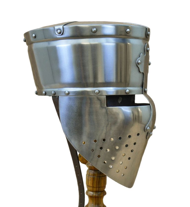 Templar Pot Helm with Faceplate - 16 Gauge