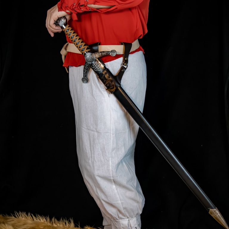 Renaissance Hawks Claw Sword Frog