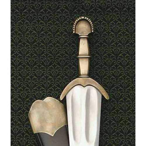 Cinquedea Dagger with Broad Blade