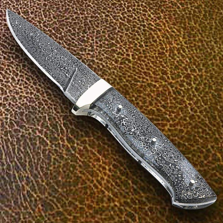 Damascus Steel Knife with Leather Sheath
