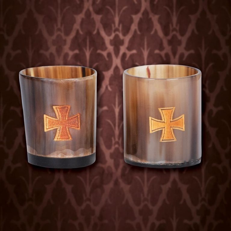 Templar Horn Shot Glass Set