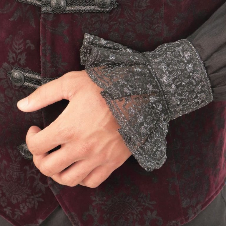 Jabot and Cuff Links Set