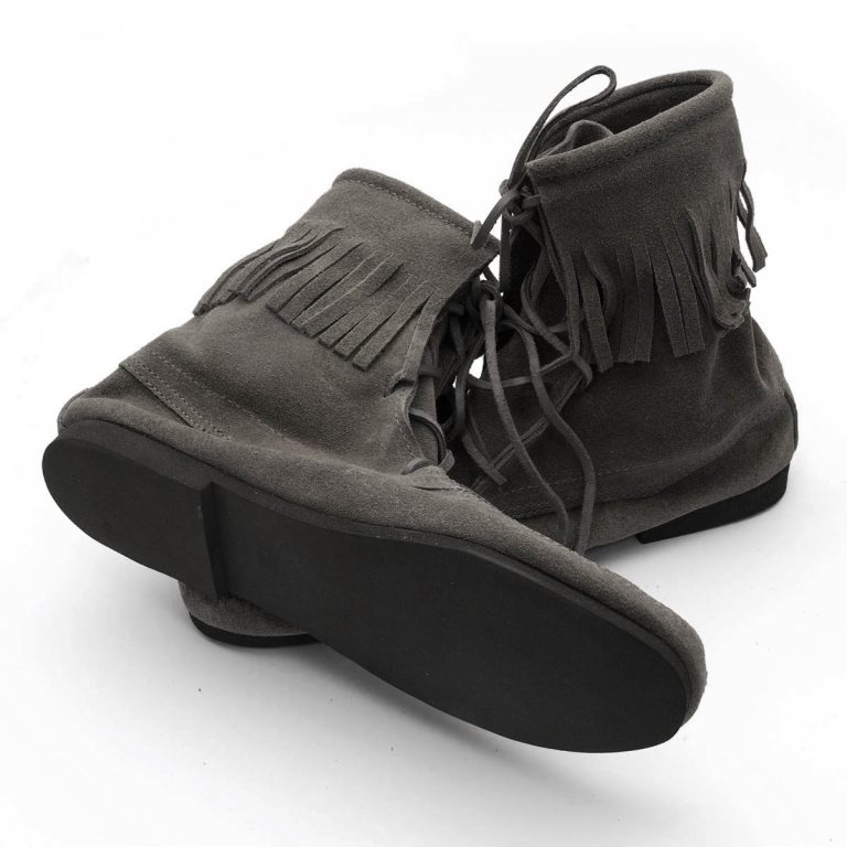 Fringed Low Suede Boots