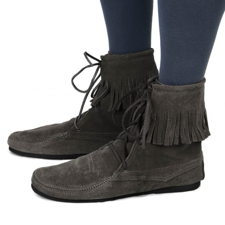 Fringed Low Suede Boots