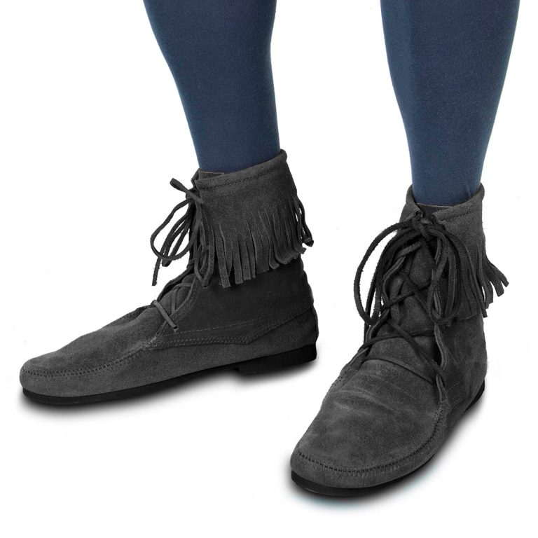 Fringed Low Suede Boots