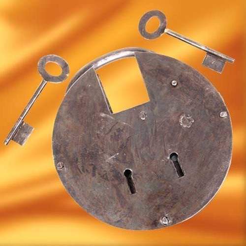 Large Medieval Pancake Padlock