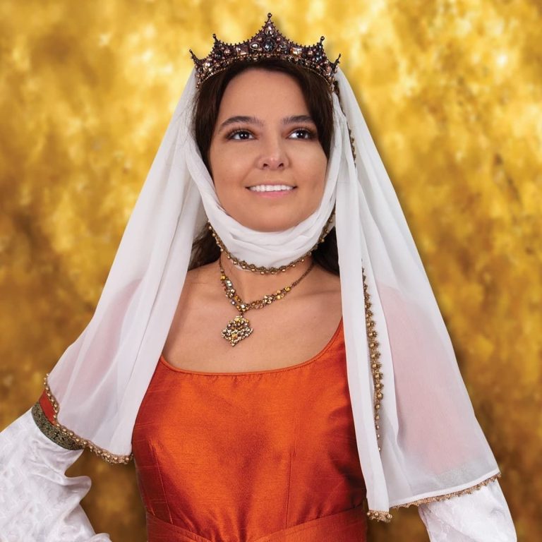 Regal Cloak for Historical Reenactment