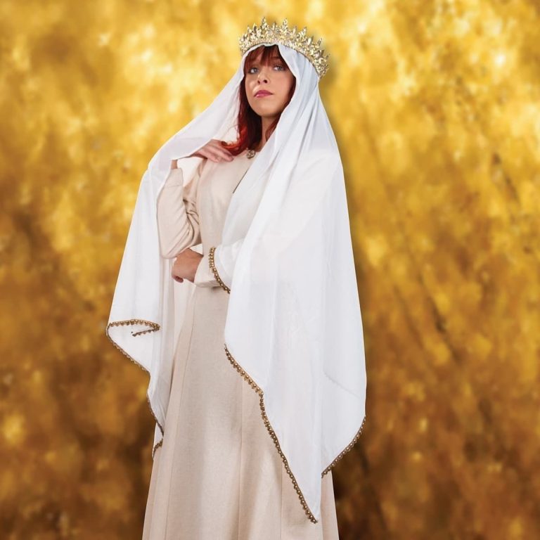 Regal Cloak for Historical Reenactment