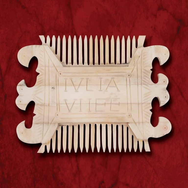 Roman Style Bone Hair Comb