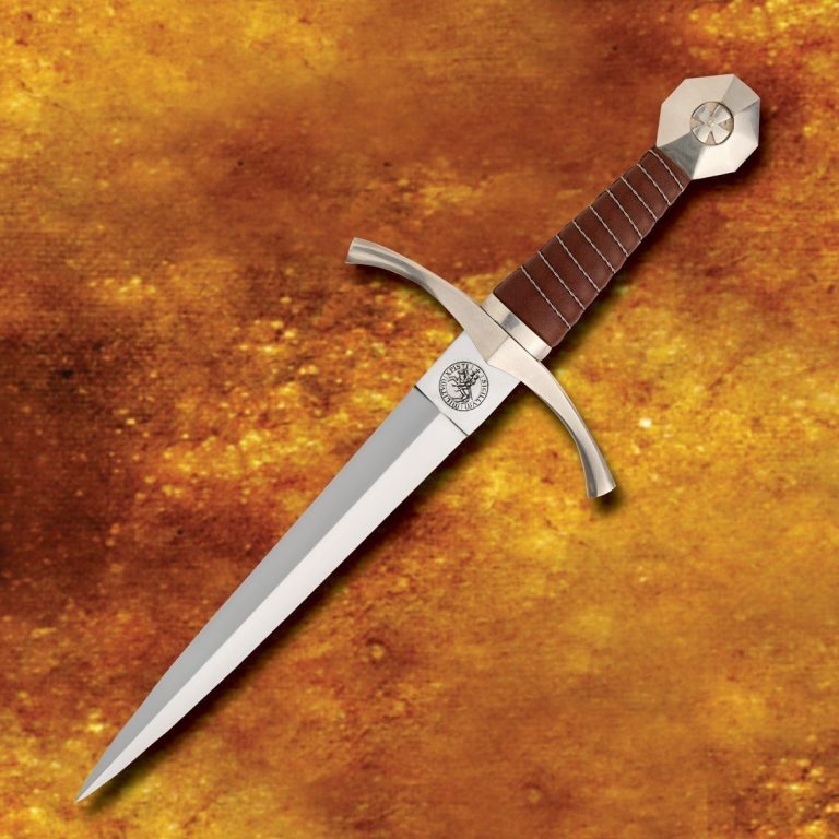 Knights Templar Accolade Dagger