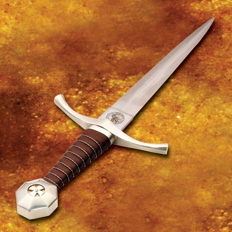Knights Templar Accolade Dagger