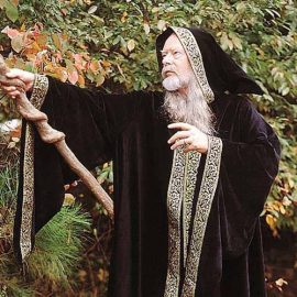 Hooded Cloak for Wizards and Sorcerers